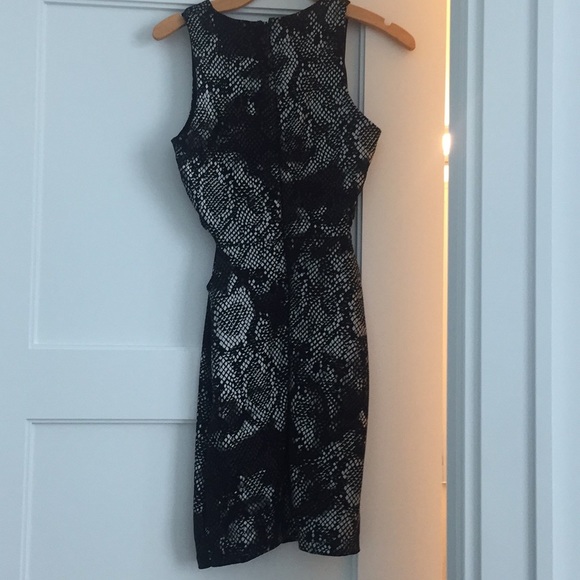 NWT! Top shop python print mini dress - Picture 4 of 5